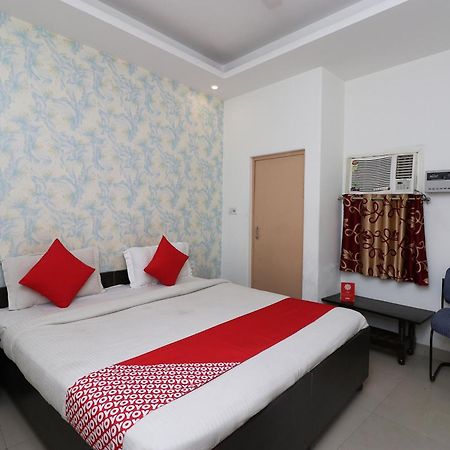 Oyo Flagship Hotel Daimond New Delhi Eksteriør bilde